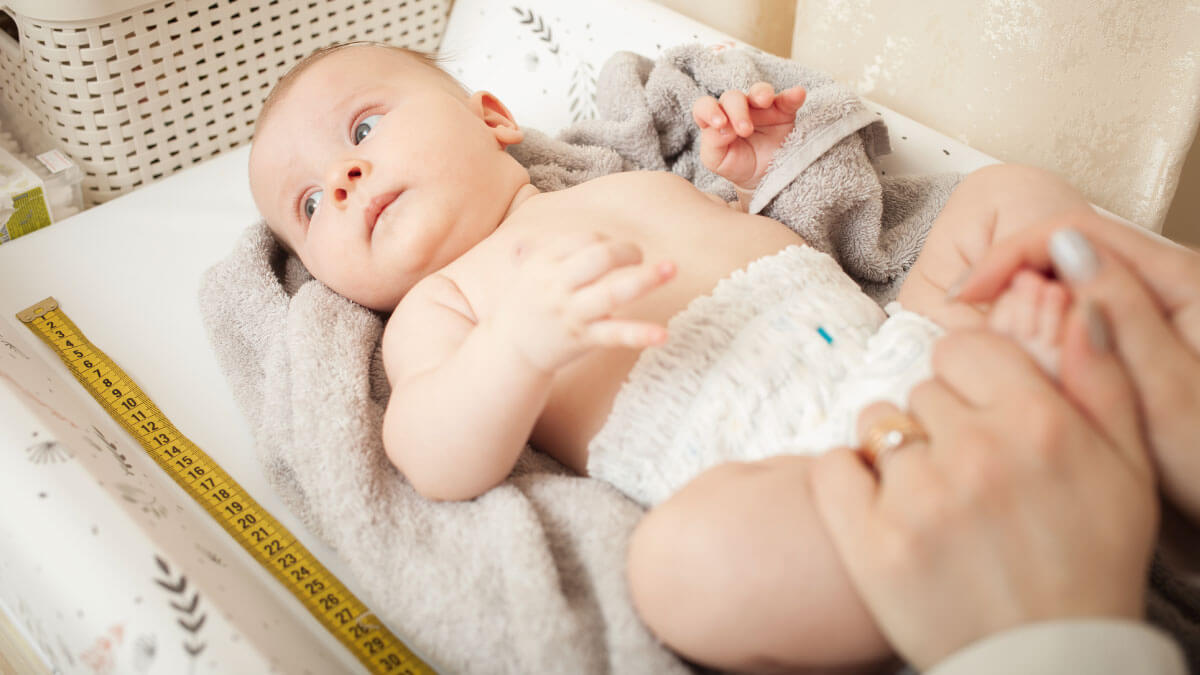 Tallas de ropa para bebés: guía para elegir la talla correcta