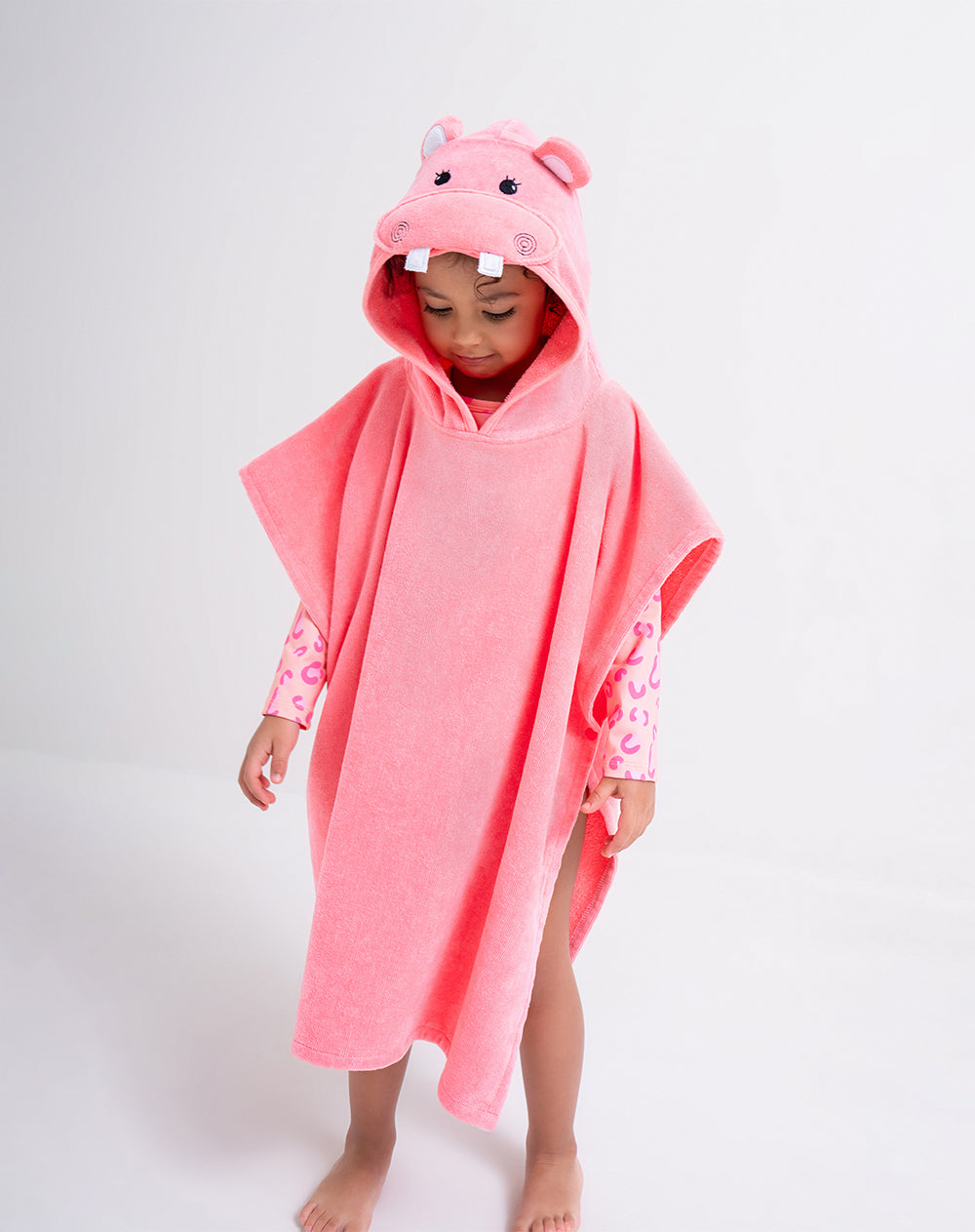 Toalla tipo poncho algodón rosado