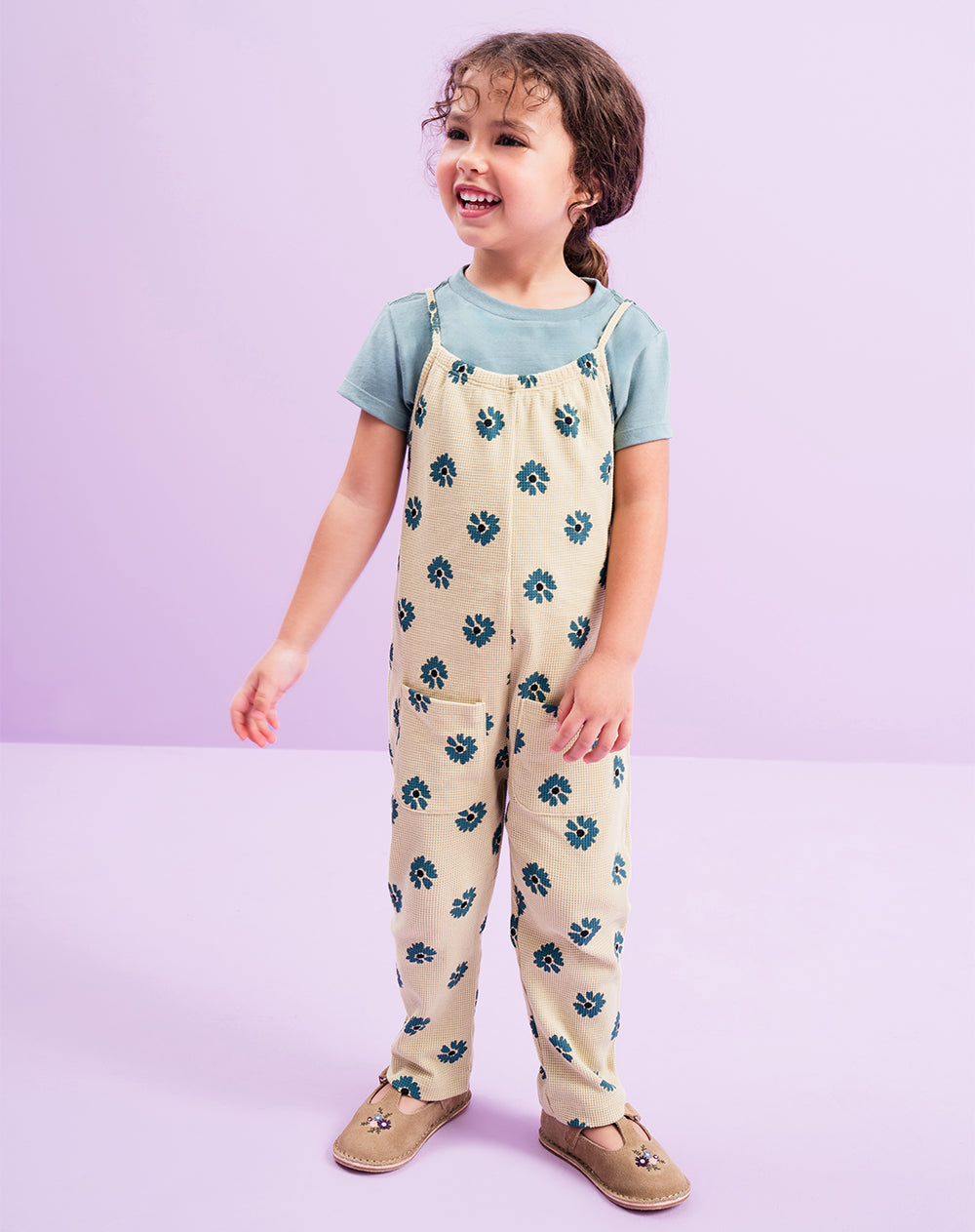 Conjunto camiseta + enterizo niña