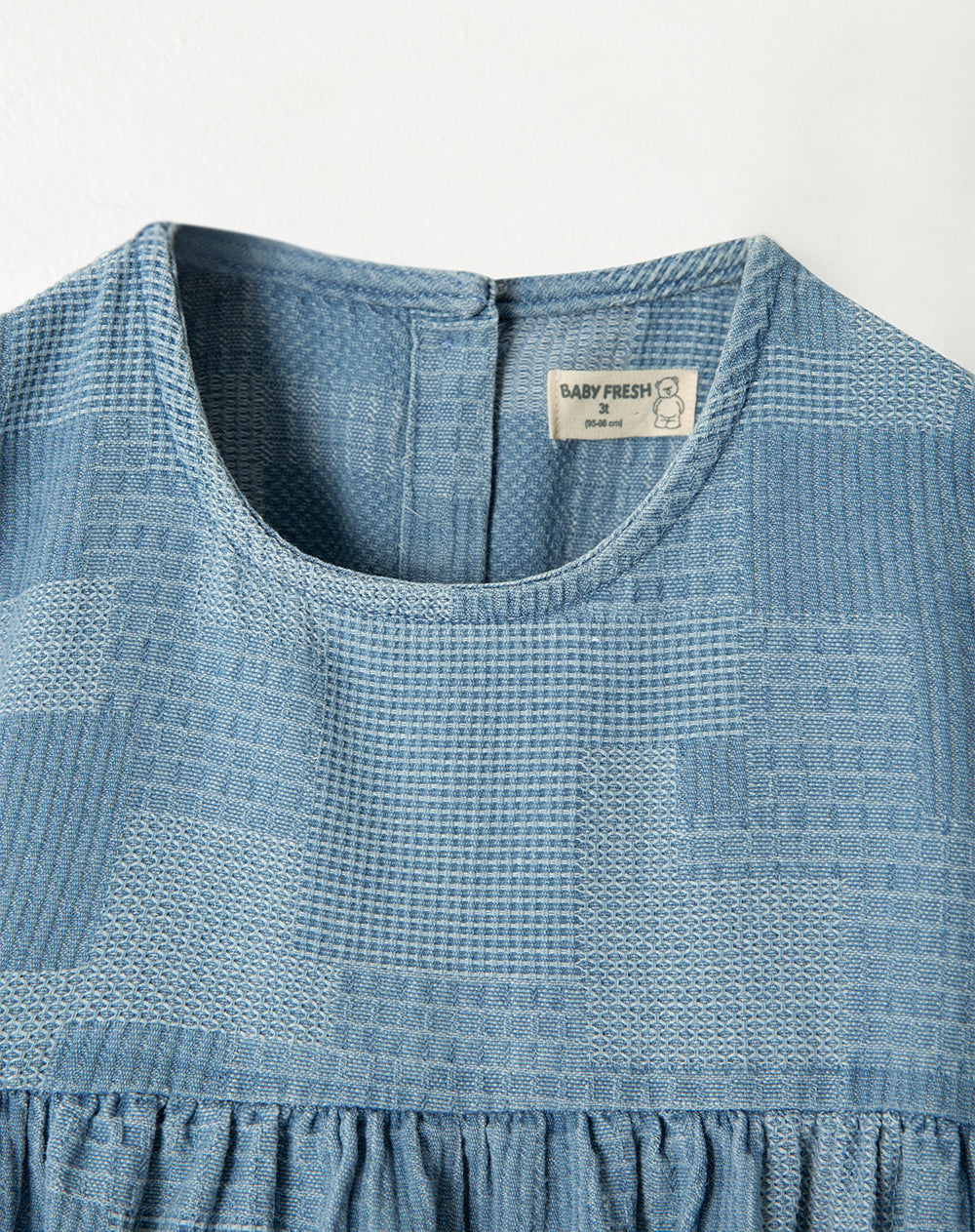 Vestido denim corto índigo medio niña