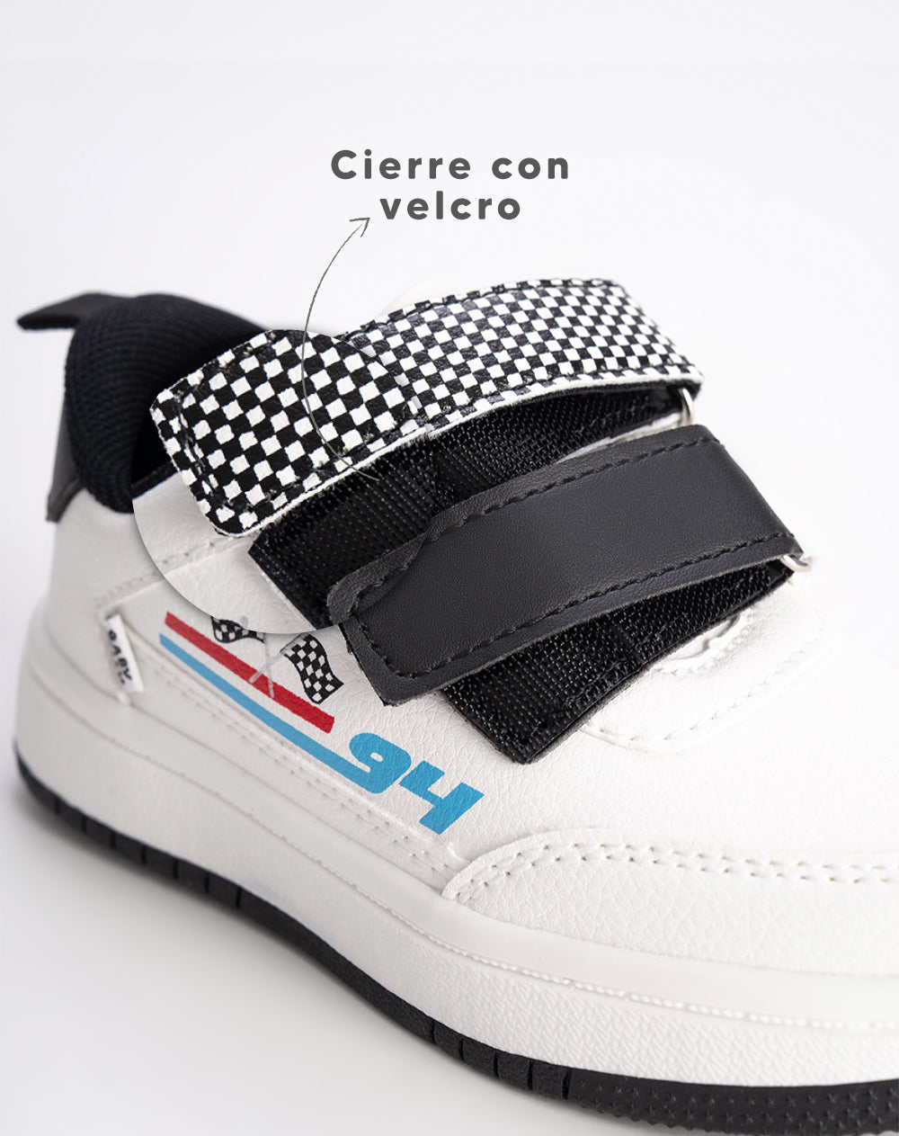 Tenis casuales blancos niño