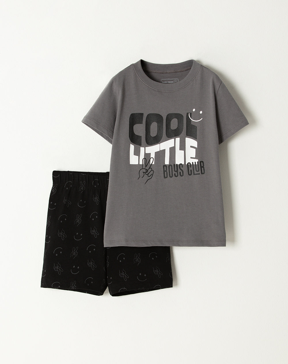 Pijama camiseta + bermuda gris estampada