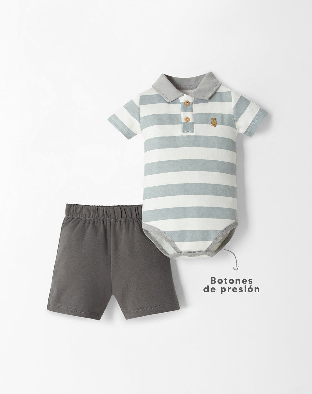 Conjunto pantalon corto camiseta gris rayas