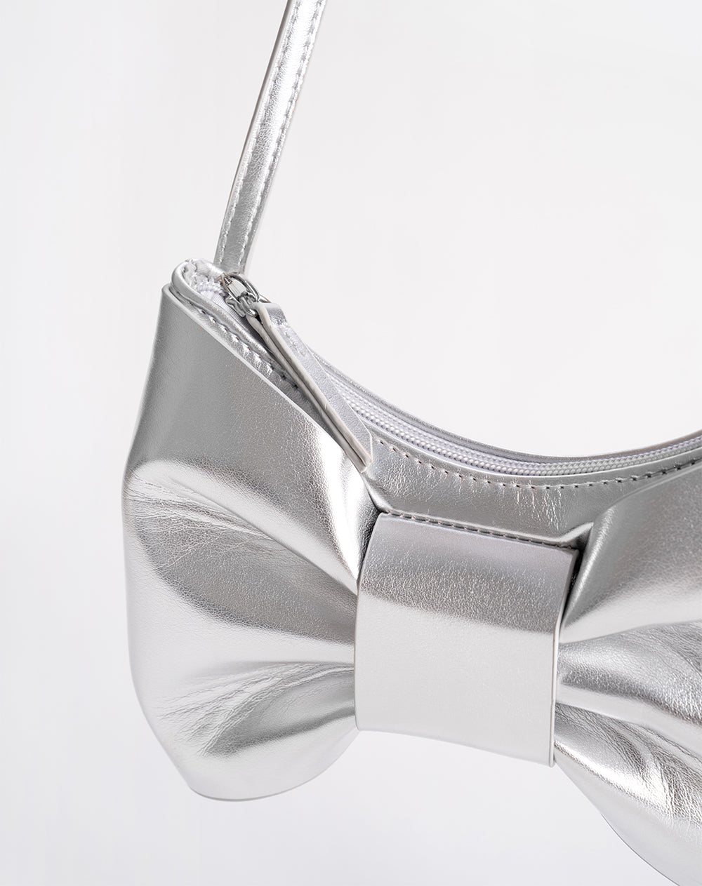 Bolso plateado