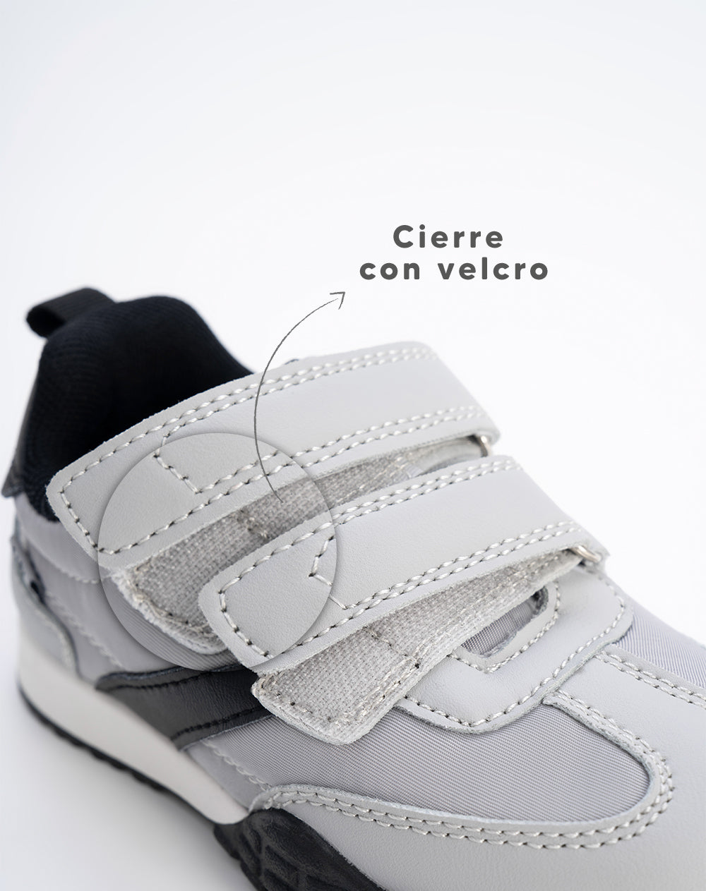 Tenis casuales gris niño