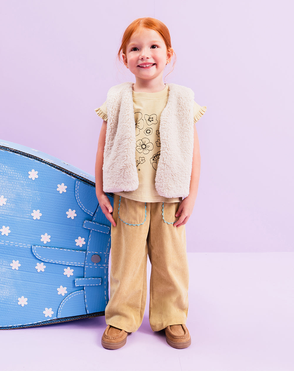 Pantalón regular tiro medio corduroy verde niña
