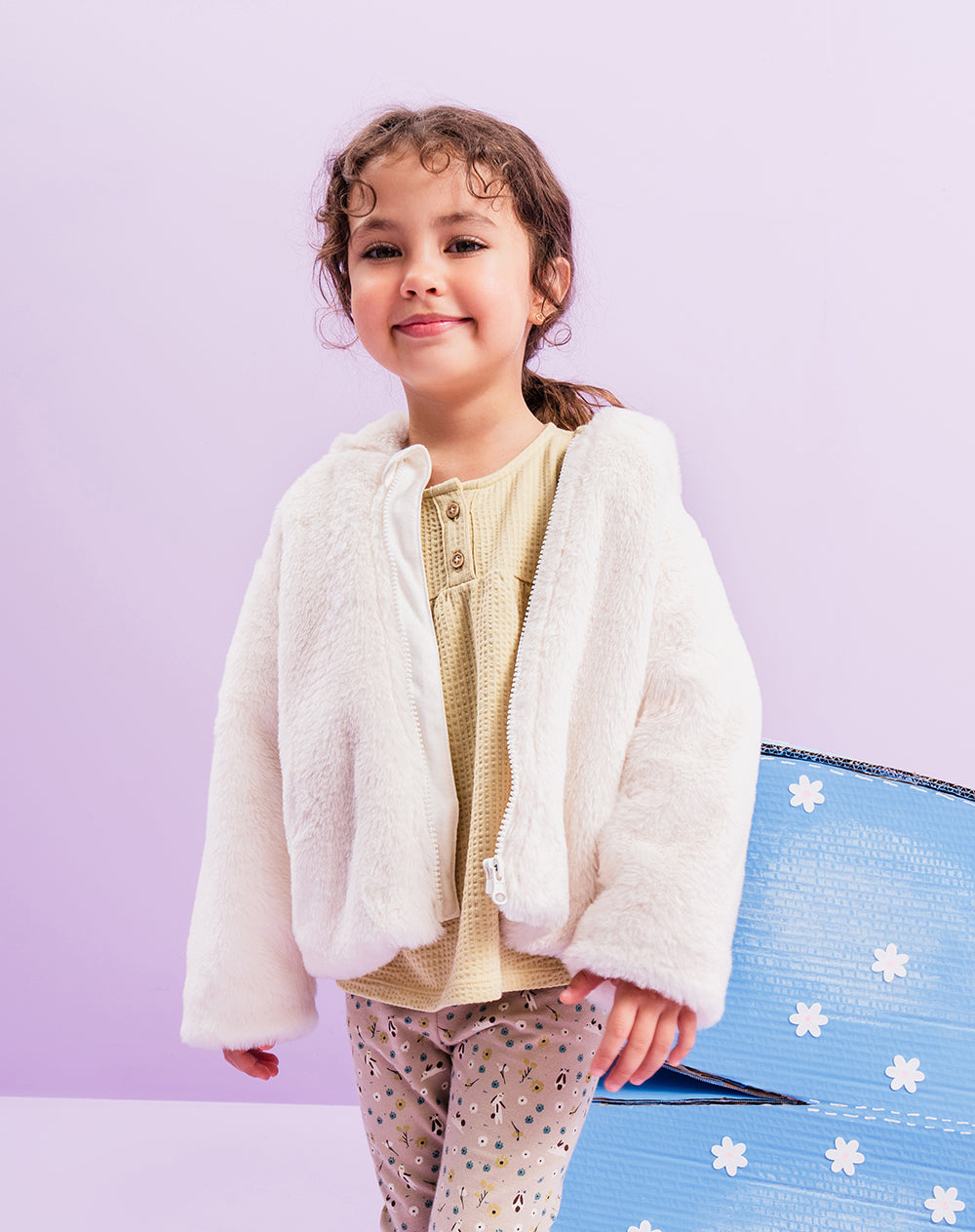 Chaqueta textura peluche crema unisex