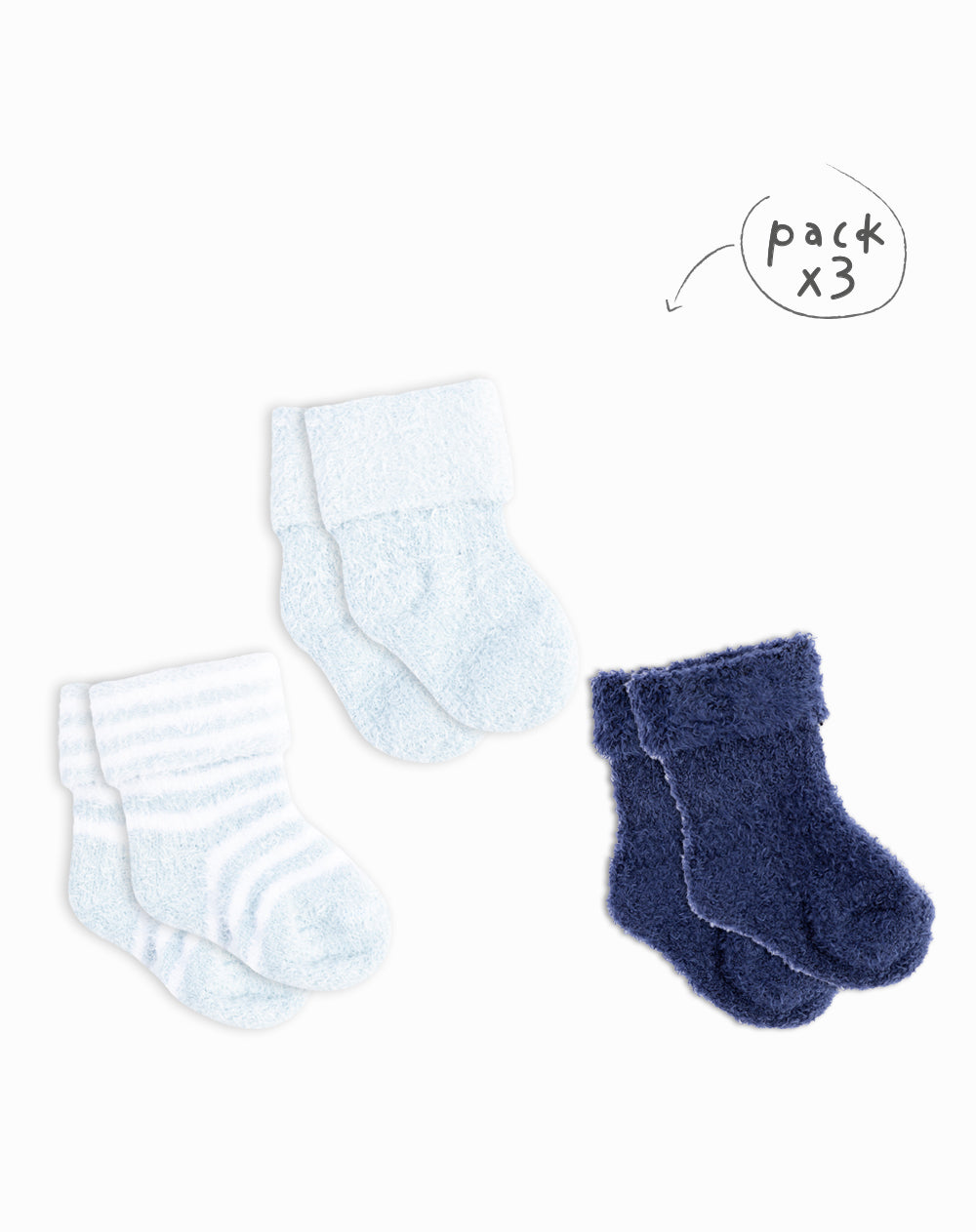 3 pares de medias largas surtidas