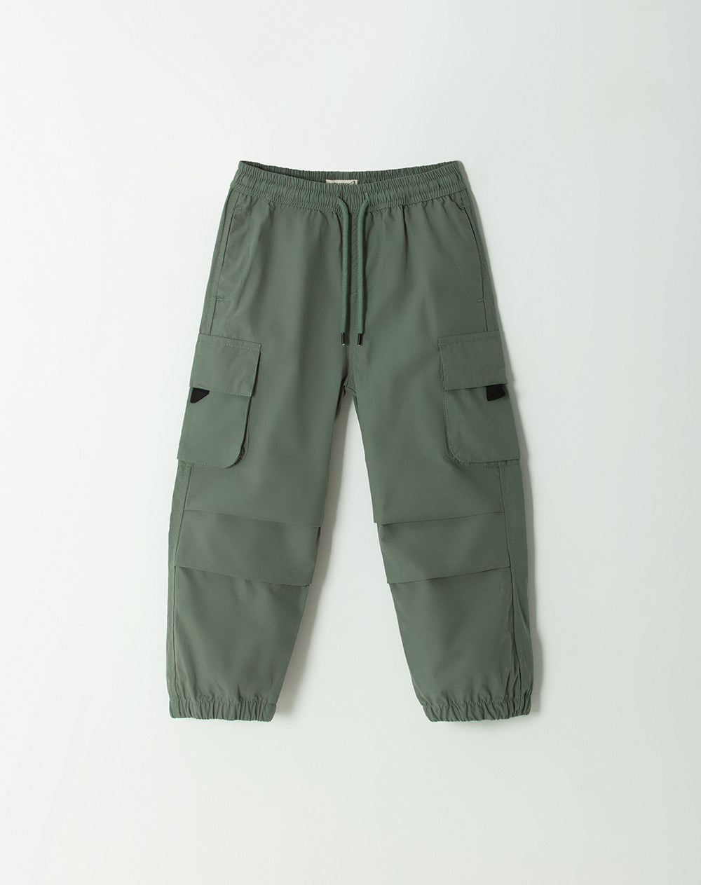 Pantalón regular fit tiro medio verde