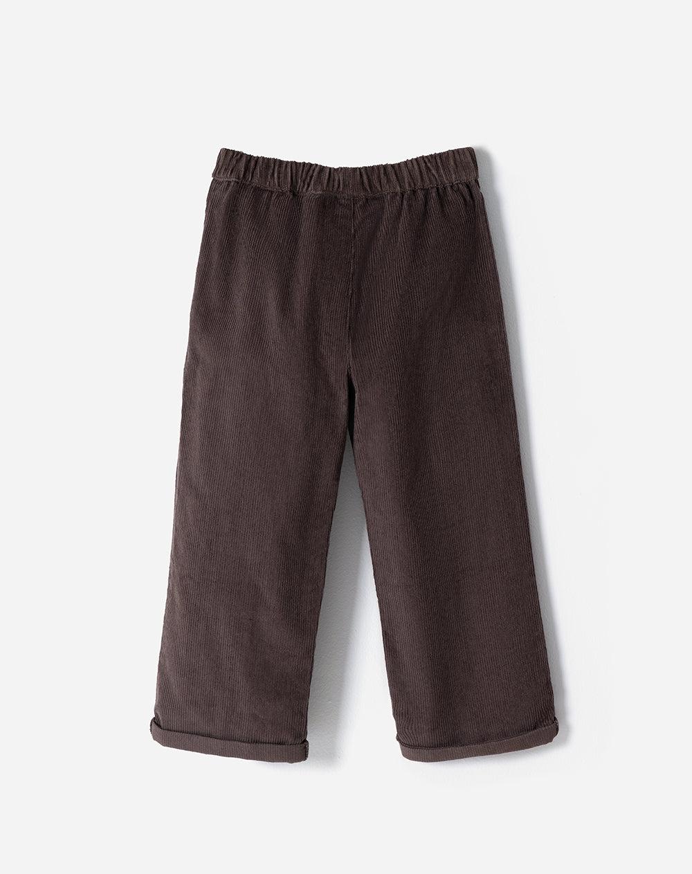 Pantalón straight fit en corduroy chocolate