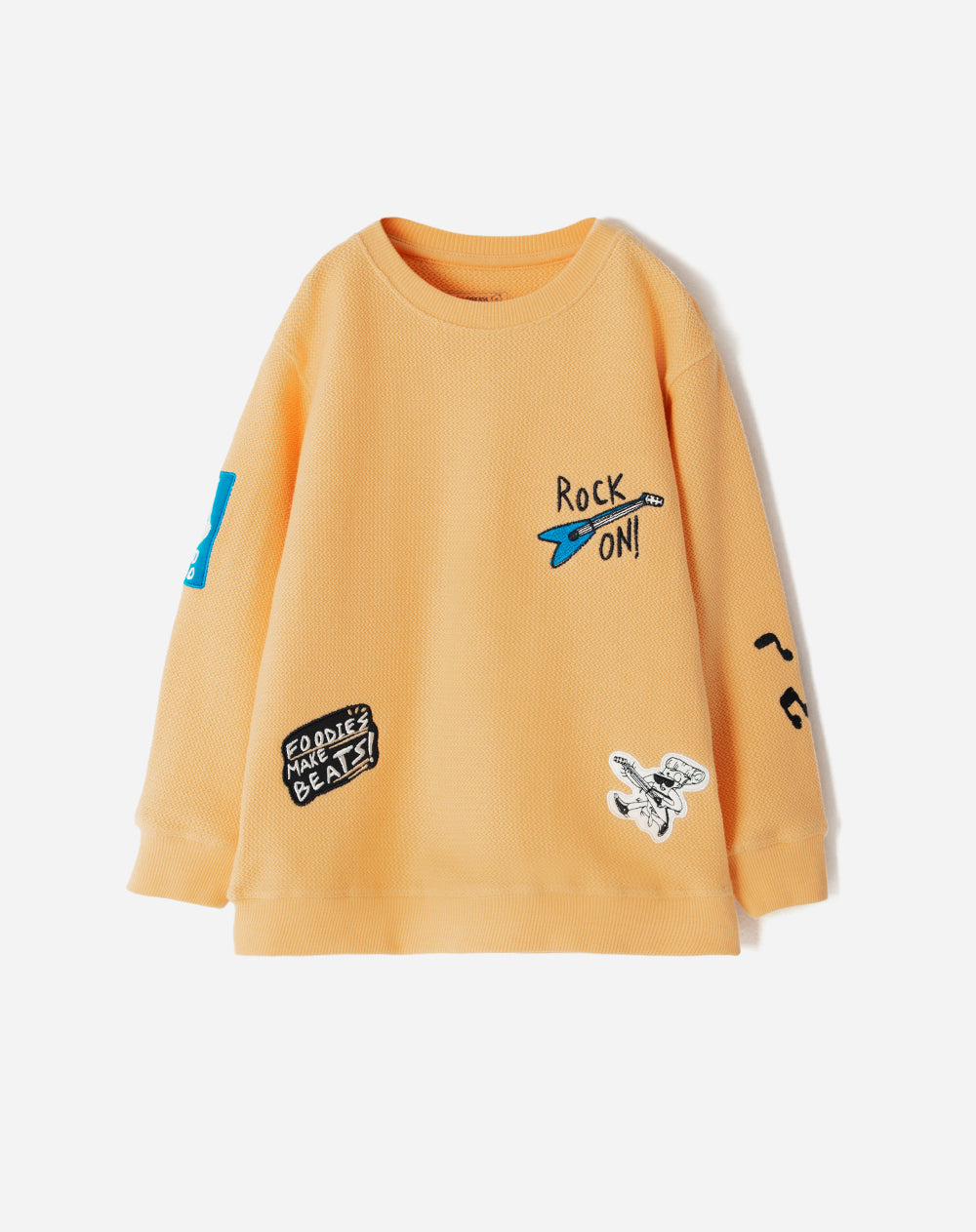 Buzo oversized fit amarillo