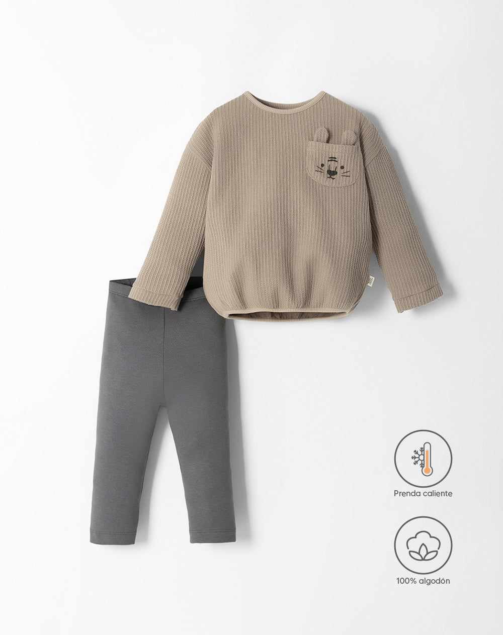 Conjunto pantalon largo manga larga beige
