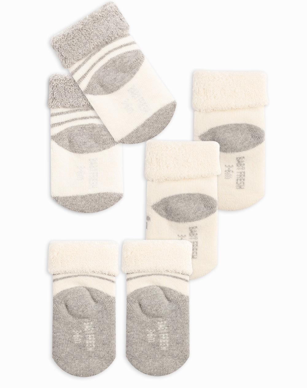 3 pares de medias largas surtidas