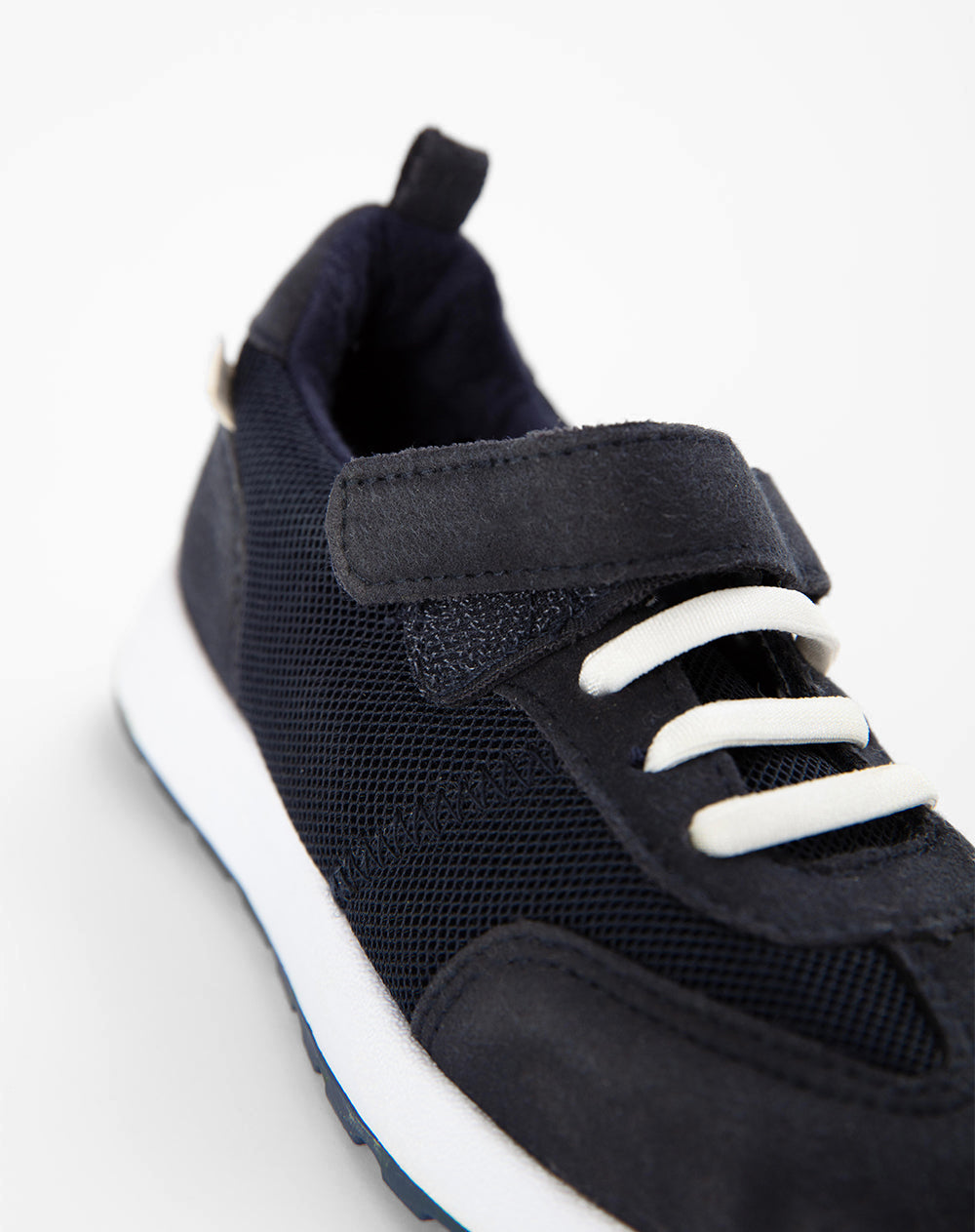 Tenis azul