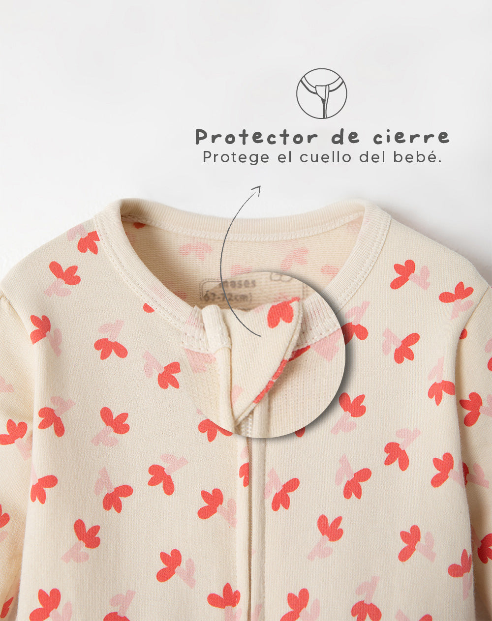 Pijama manga larga con pies beige estampada
