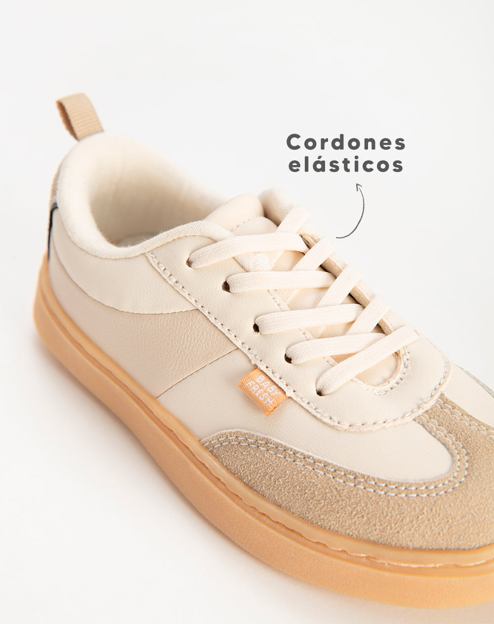Tenis casuales beige niño