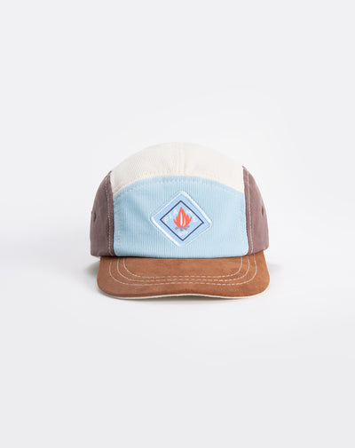 Gorra bordada café niño