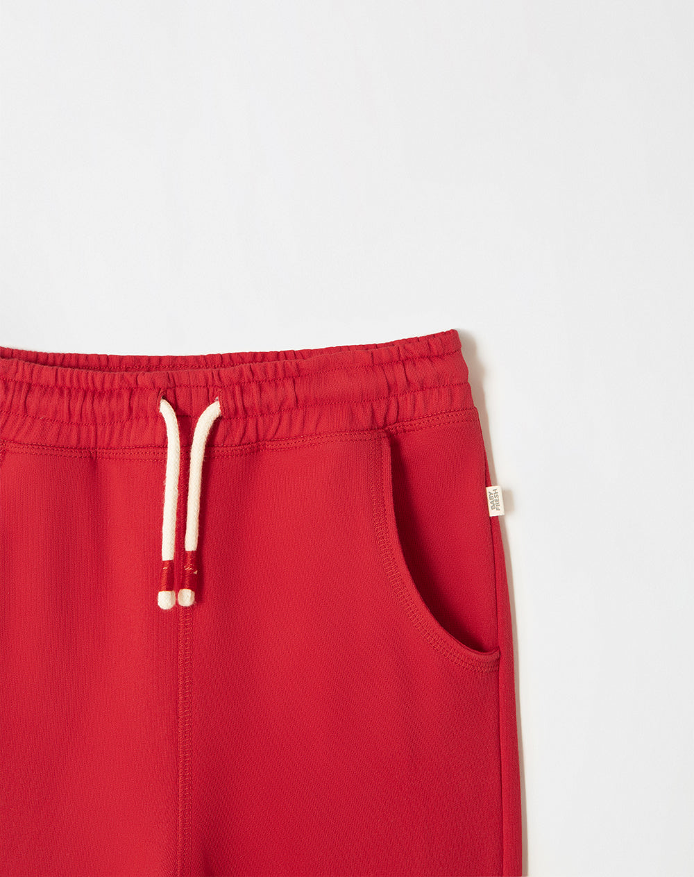 Jogger regular fit tiro medio rojo