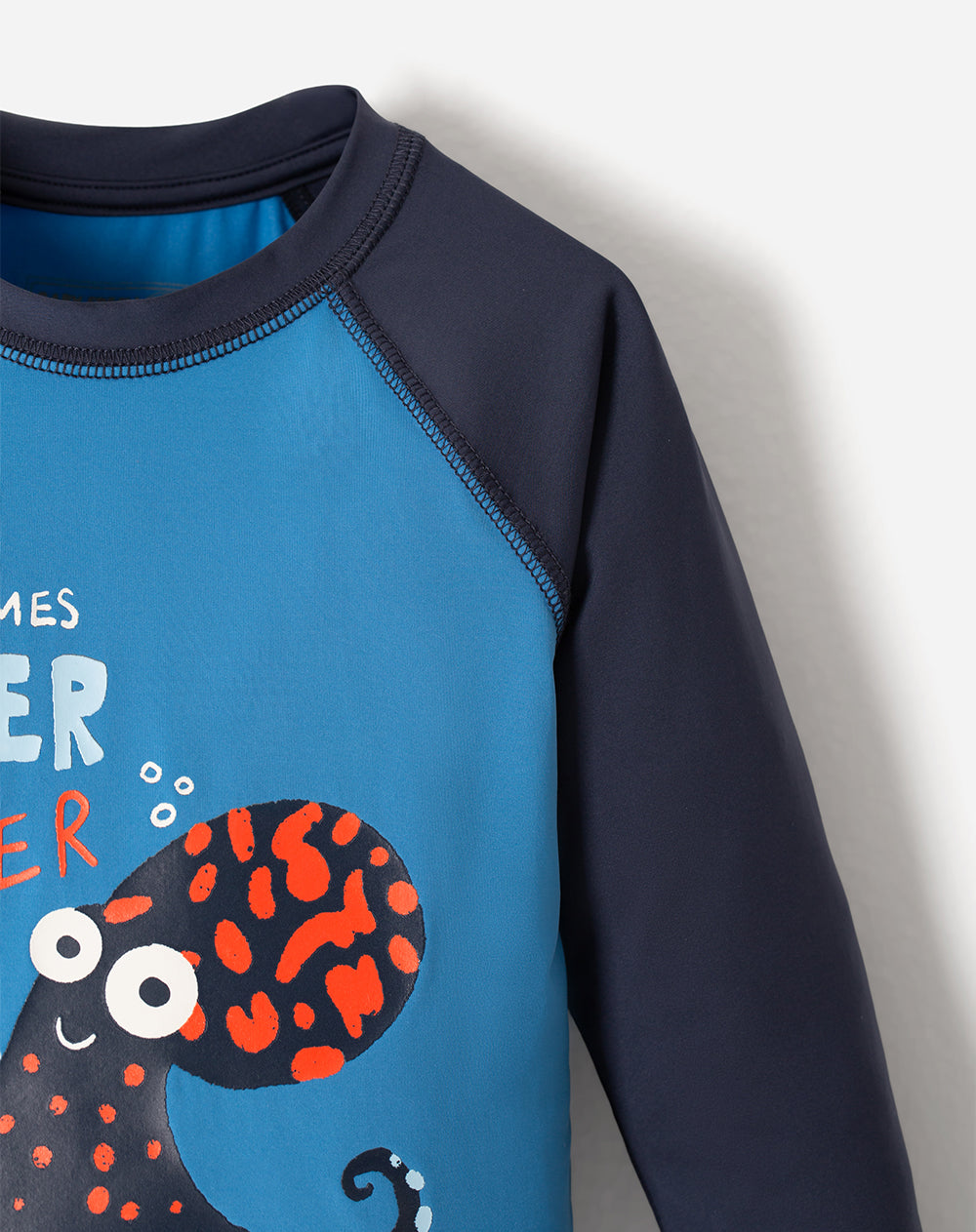 Camibuzo regular protección UV estampado niño