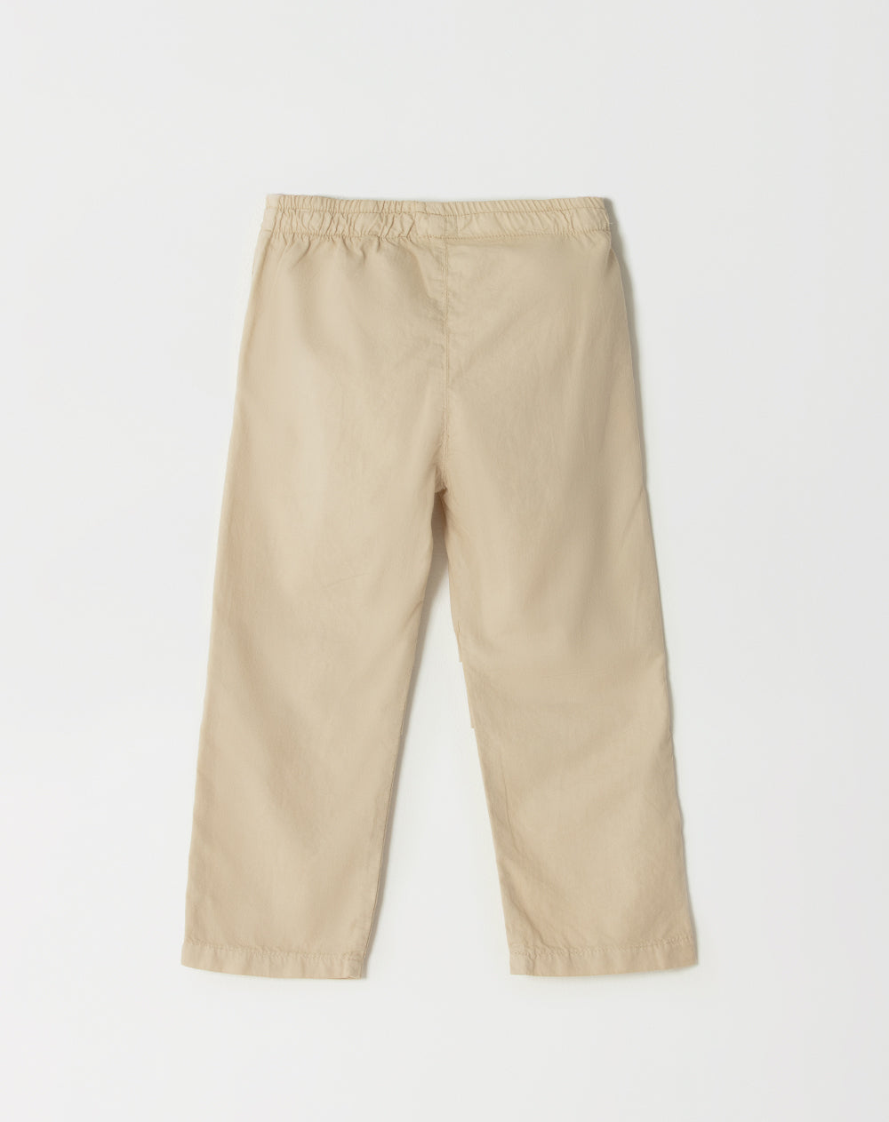 Pantalón regular fit tiro medio en drill arena