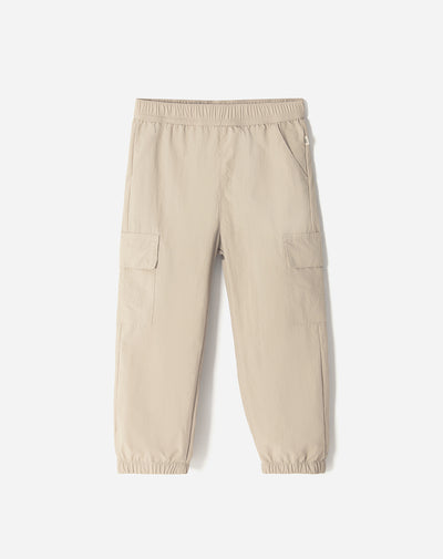 Pantalón regular fit tiro medio en drill habano