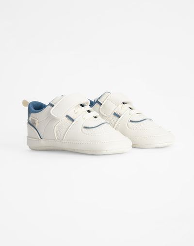 Tenis blanco