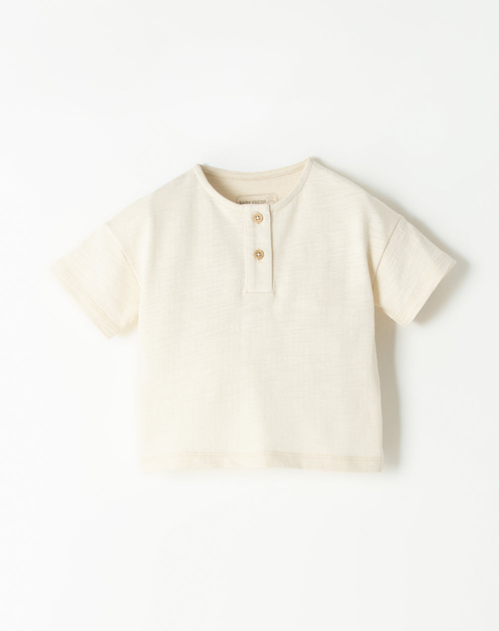Camiseta oversized fit manga corta crema