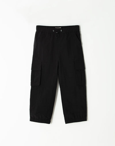Pantalón regular fit tiro medio negro