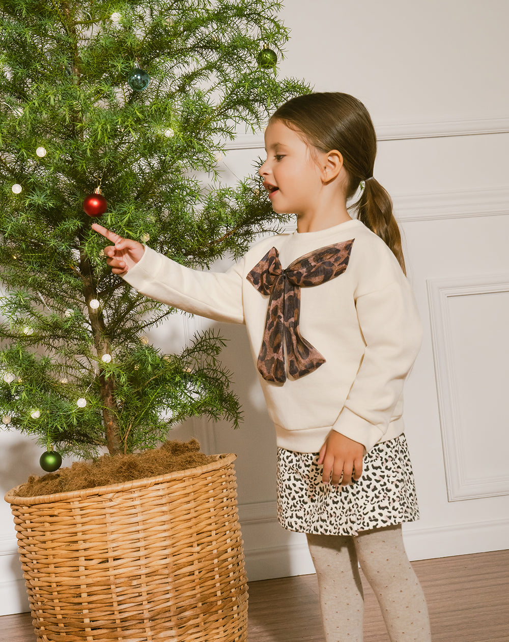 Buzo perchado algodón aplique moño niña
