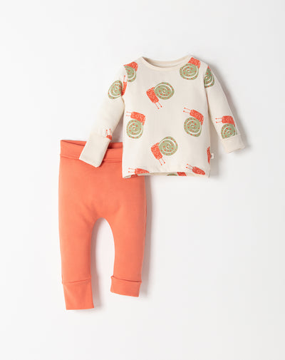 Conjunto pantalón + camiseta beige estampado