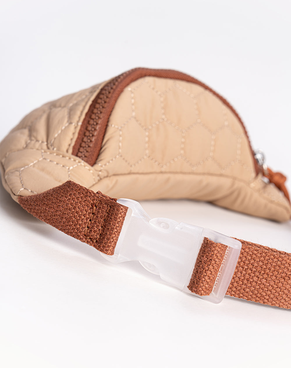 Riñonera beige