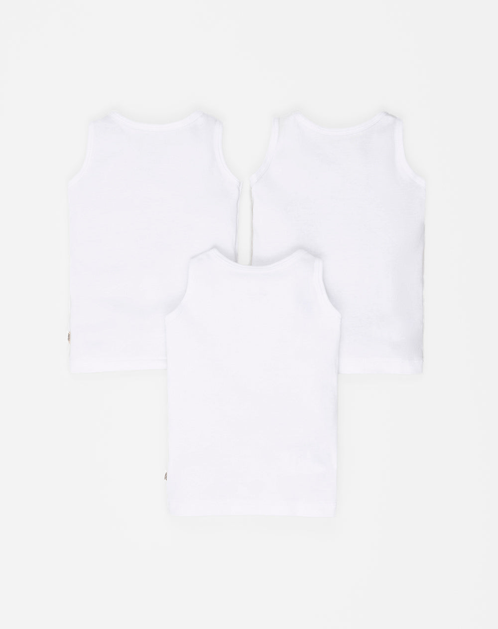 3 camisetas fitted fit blanca